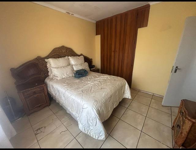 2 BEDROOM HOUSE FOR SALE IN SEBOKENG ZONE 6